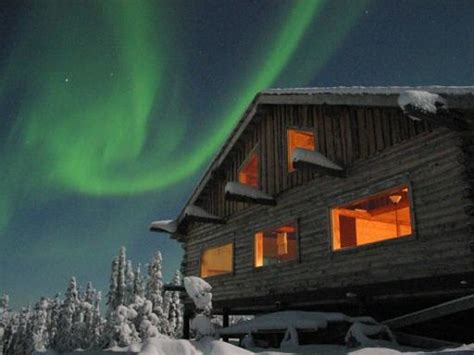 lodging in fairbanks to watch aurora borealis